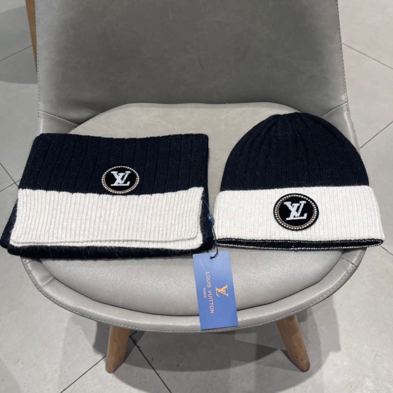 Louis Vuitton Caps Scarfs